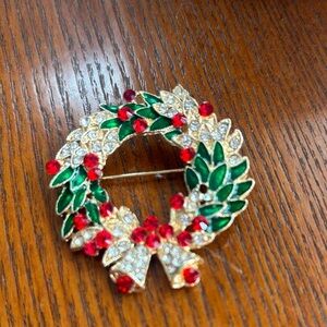 Elegant Holiday rhinestone Wreath Brooch - Gold, Green, Red